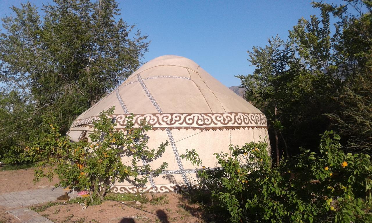 Hotel Trekking Center Bokonbayevo Exteriér fotografie